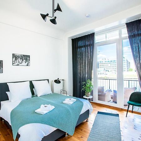 Family-Friendly Waterfront Loft, 3 Bedrooms, 130 M2 Berlin Bagian luar foto