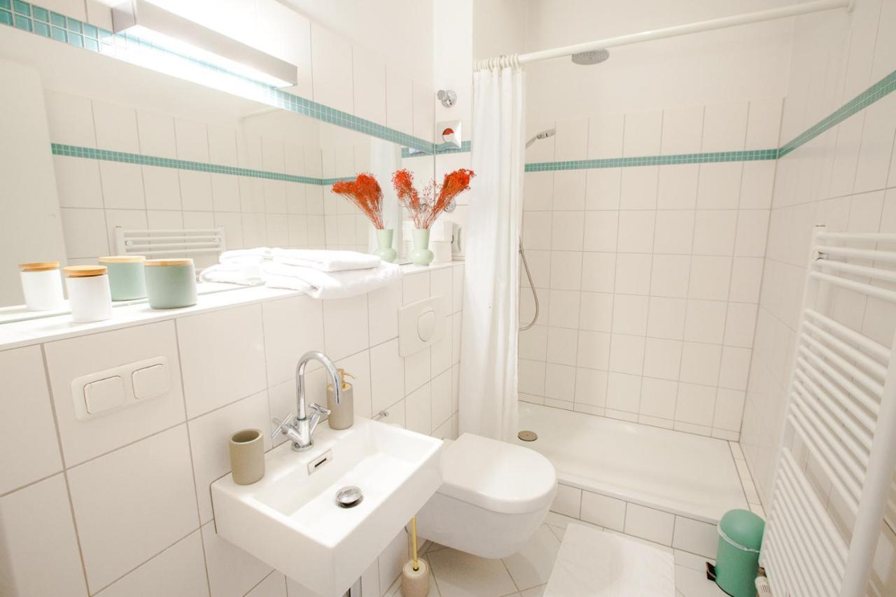 Family-Friendly Waterfront Loft, 3 Bedrooms, 130 M2 Berlin Bagian luar foto