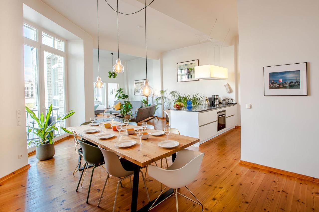 Family-Friendly Waterfront Loft, 3 Bedrooms, 130 M2 Berlin Bagian luar foto