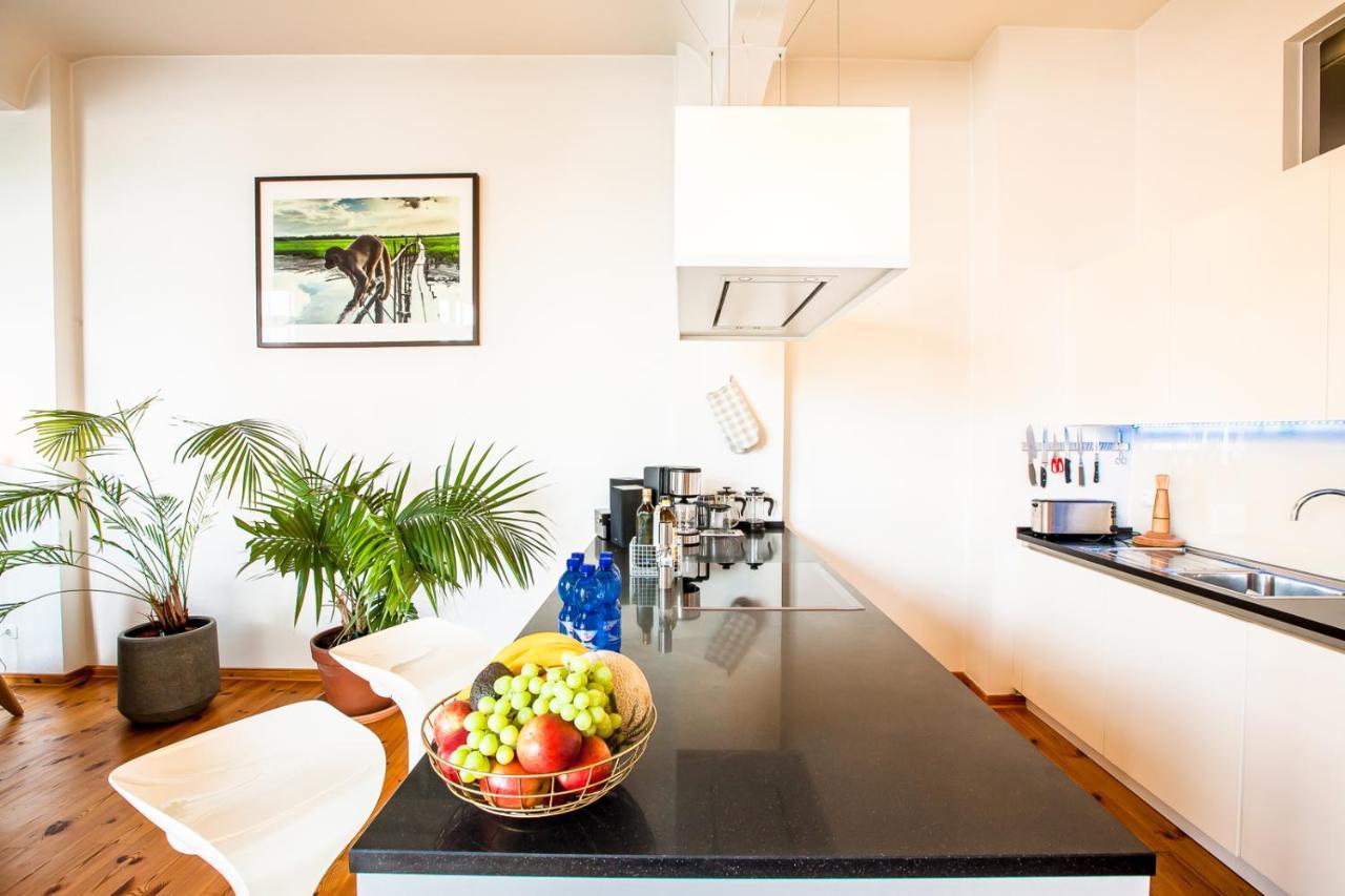 Family-Friendly Waterfront Loft, 3 Bedrooms, 130 M2 Berlin Bagian luar foto